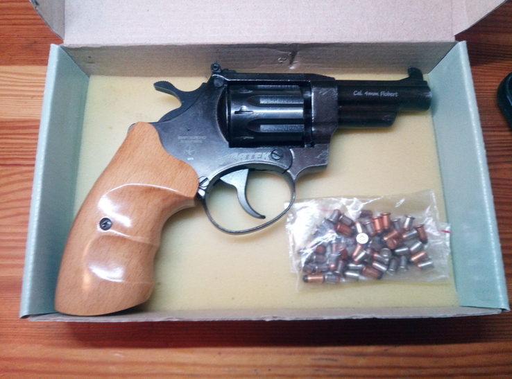 Револьвер Латек 4 мм, кожаная кобура, пульки 47 шт., фото №4