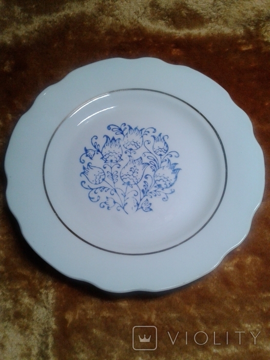 Тарелка мелкая с синими цветами Коростень24