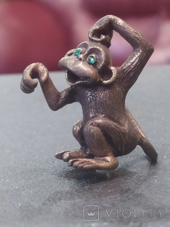 Обезьяна обезьянка веселая глазки камушки коллекционная миниатюра бронза, фото №6
