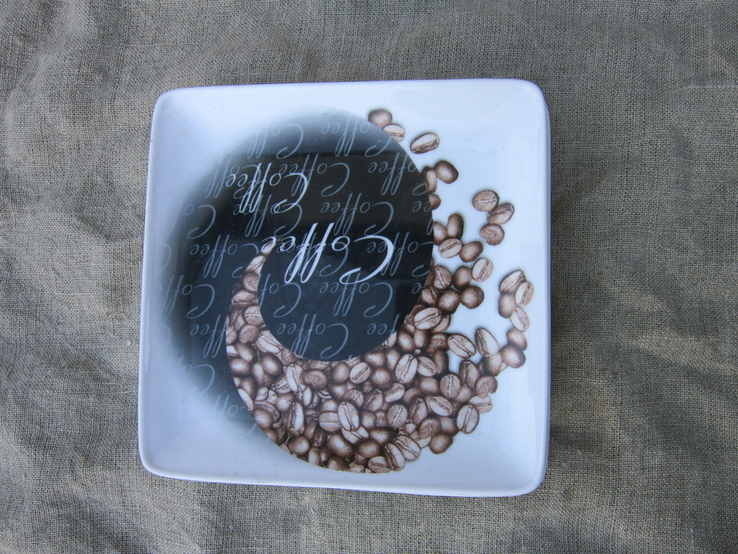 Тарелки для чашок (кафе), фото №3