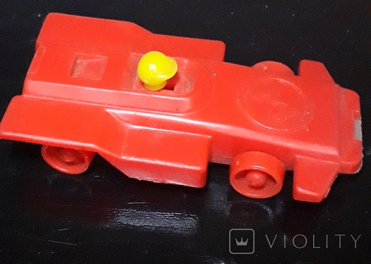 Винтажная миниатюрная гоночная машинка с гонщиком из СССР, клеймо, фото №2