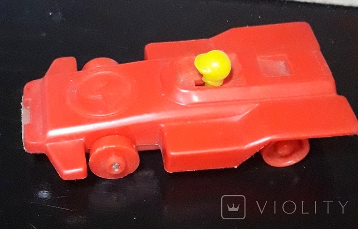 Винтажная миниатюрная гоночная машинка с гонщиком из СССР, клеймо, фото №4