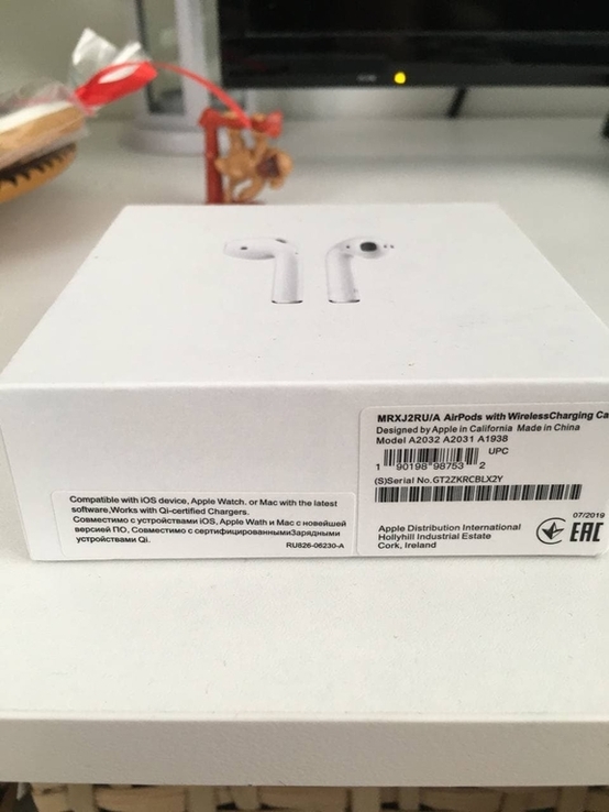 Apple Air Pods 2 with Wireless Charging Case MRXJ2 2019, photo number 6