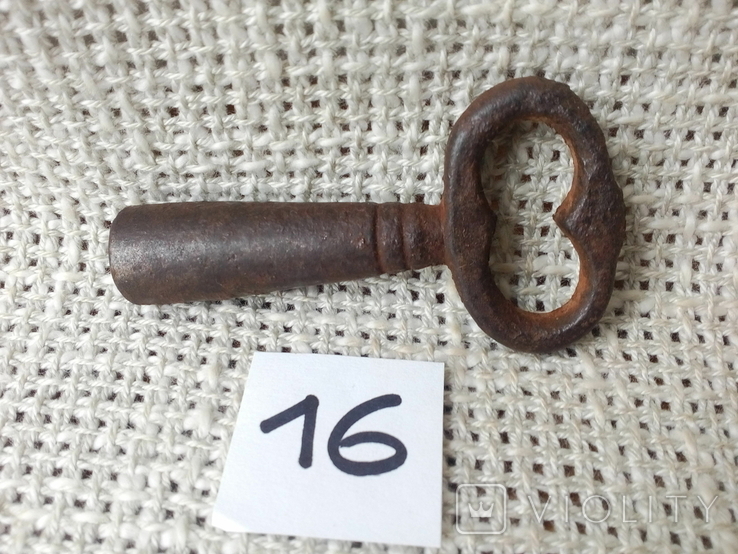 Заводной ключ от часов № 16
