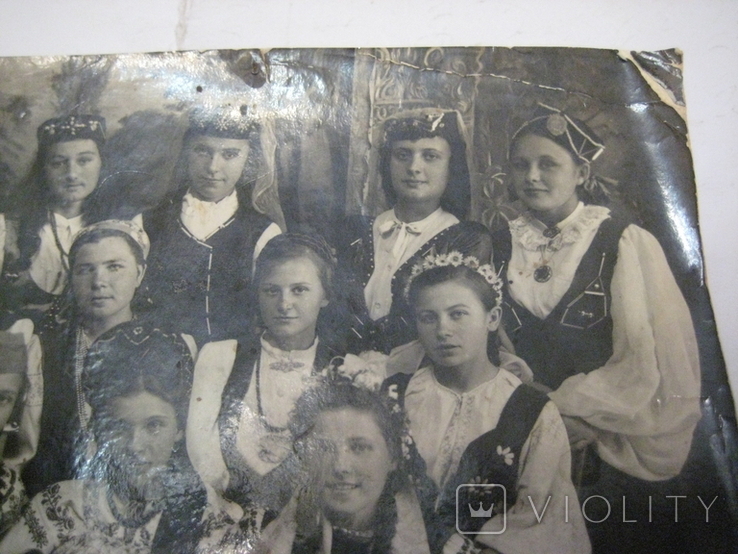Группа девушек в национальных костюмах народов СССР. 30-е г ХХ века., фото №9