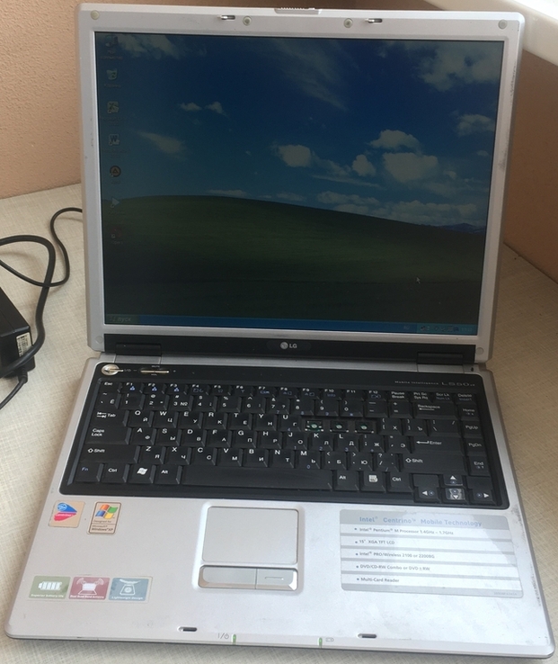 Ноутбук LG LS50-EC6R Pentium M 715 RAM 512Mb HDD 40Gb Video Intel