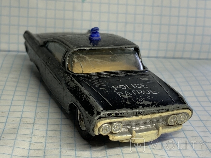 Line Star Roadmasters Dodge Dart Phoenix 1/50 (107018099) - buy on