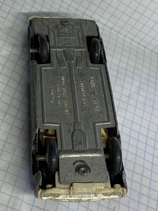Line Star Roadmasters Dodge Dart Phoenix 1/50 (107018099) - buy on