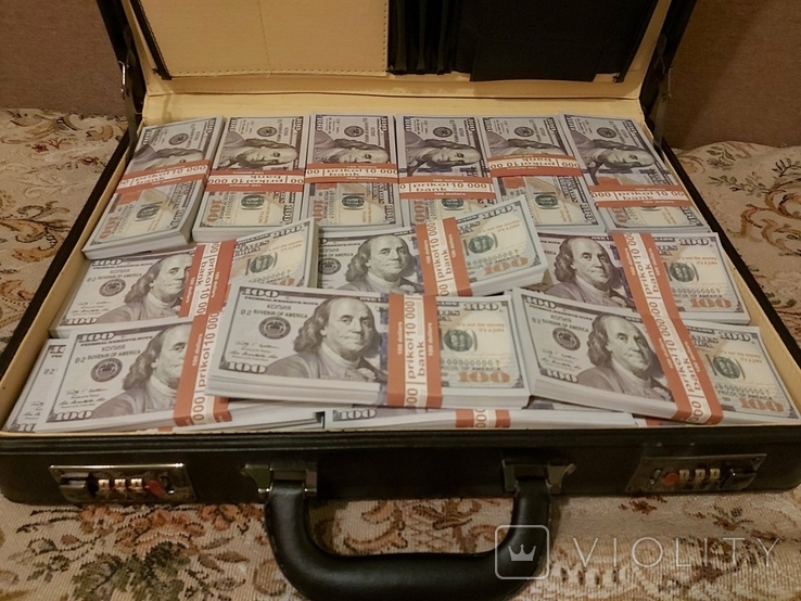 Дипломат с деньгами 100 купюры Сувенирные деньги, фото №3