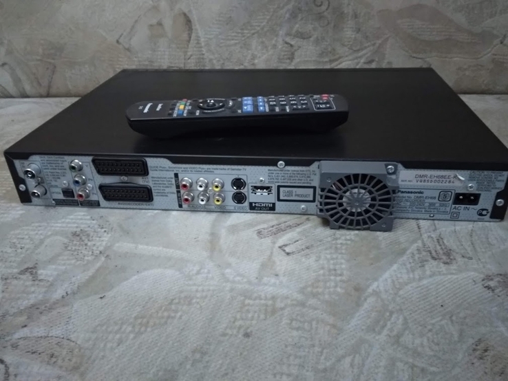 DVD рекордер Panasonic DMR-EH68, фото №3