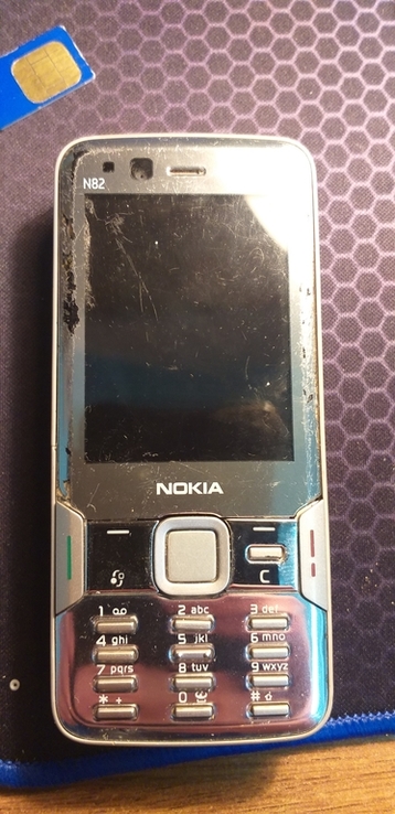 Nokia N82