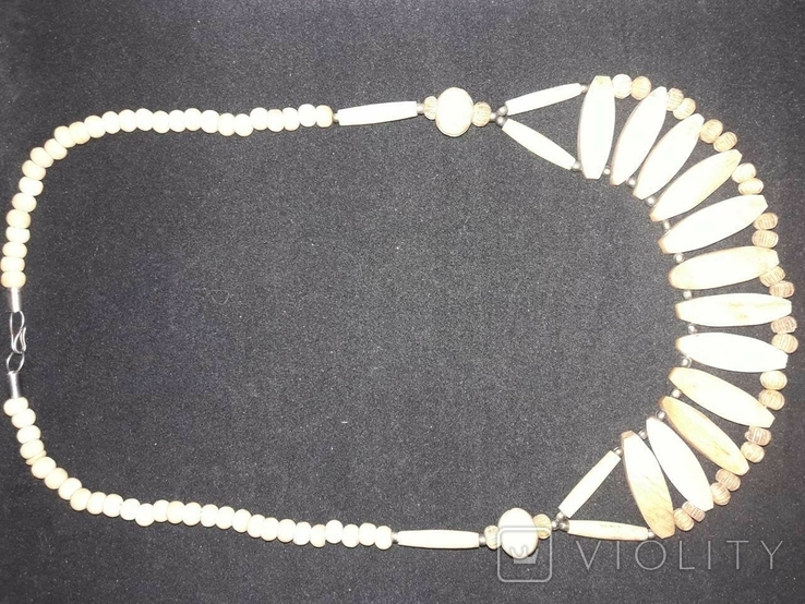 Ожерелье и браслет из кости с резным орнаментом, фото №3