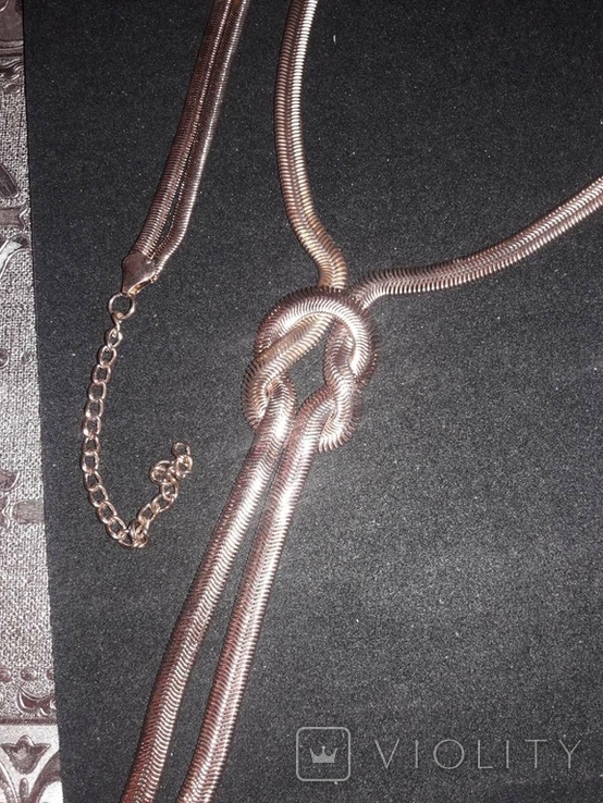 Гарнитур украшений из ожерелья, браслета и сережек, фото №4