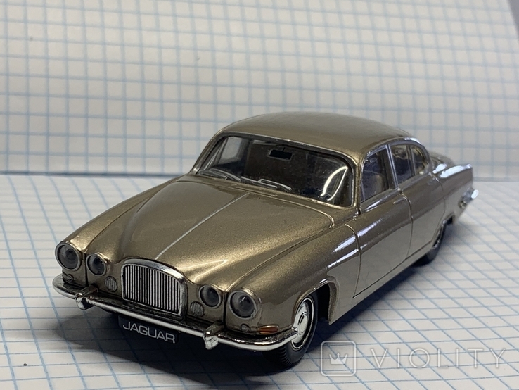 Norev Jaguar Mk 10 – Miniature Occasion (Modèle Réduit)
