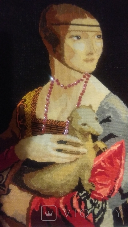  Вышитая картина "Дама с горностаем"