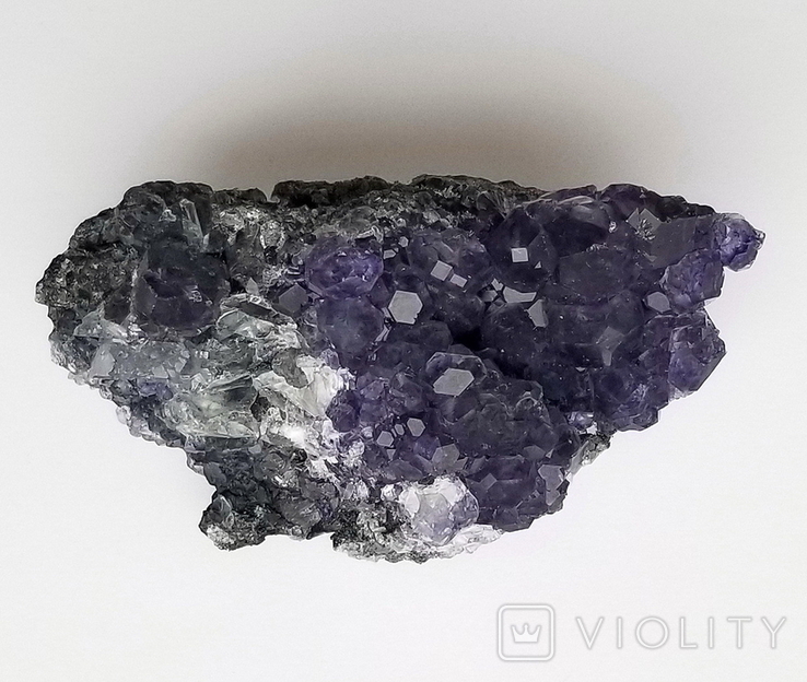 Друза прозоро-фіолетових кристалів флюориту, 146 г, фото №6