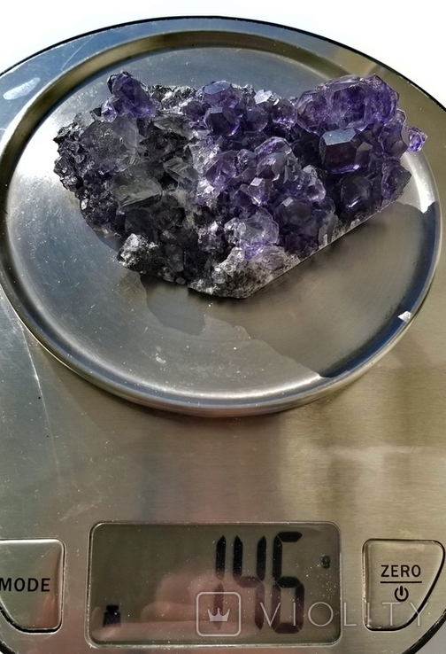 Друза прозоро-фіолетових кристалів флюориту, 146 г, фото №9