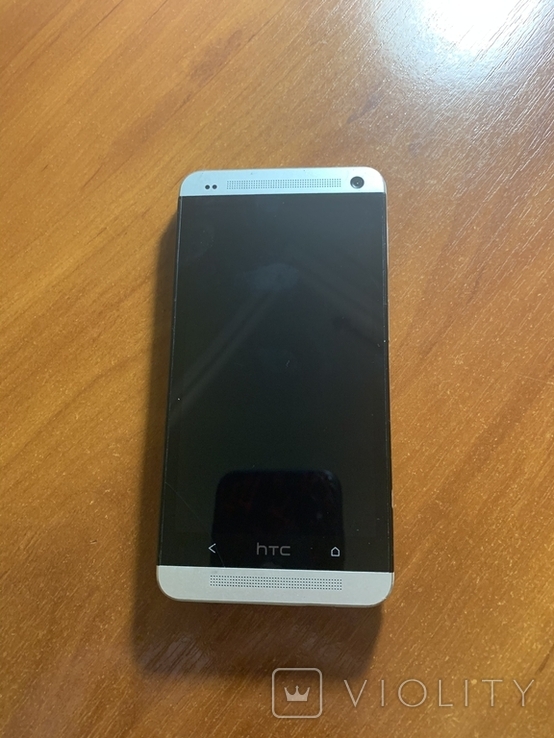 Телефон HTC One Dual SIM