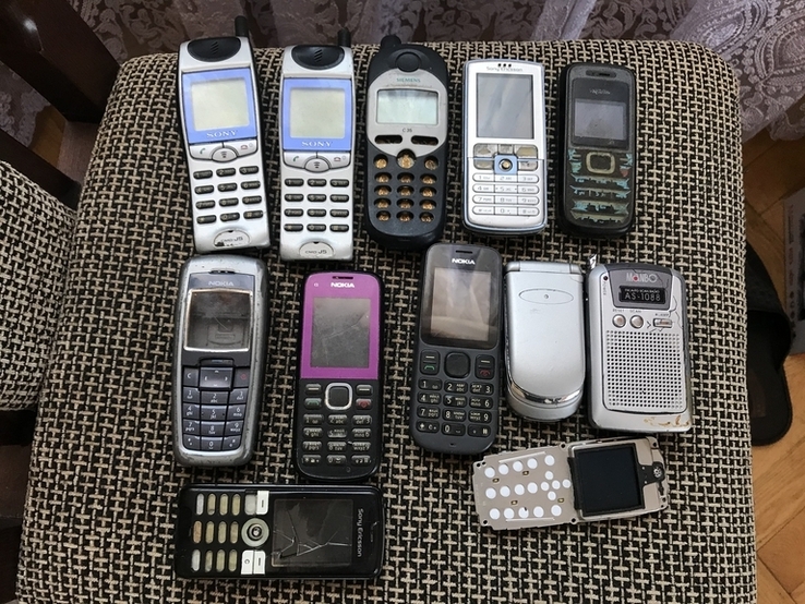 Старі телефони