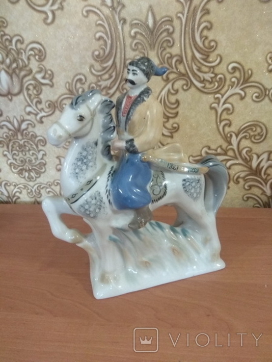 Статуэтка Козак на коне