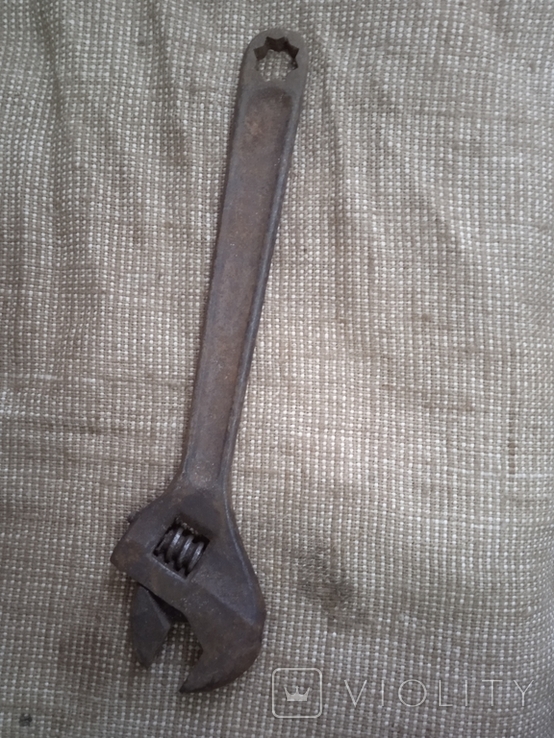 Старый разводной ключ, фото №4