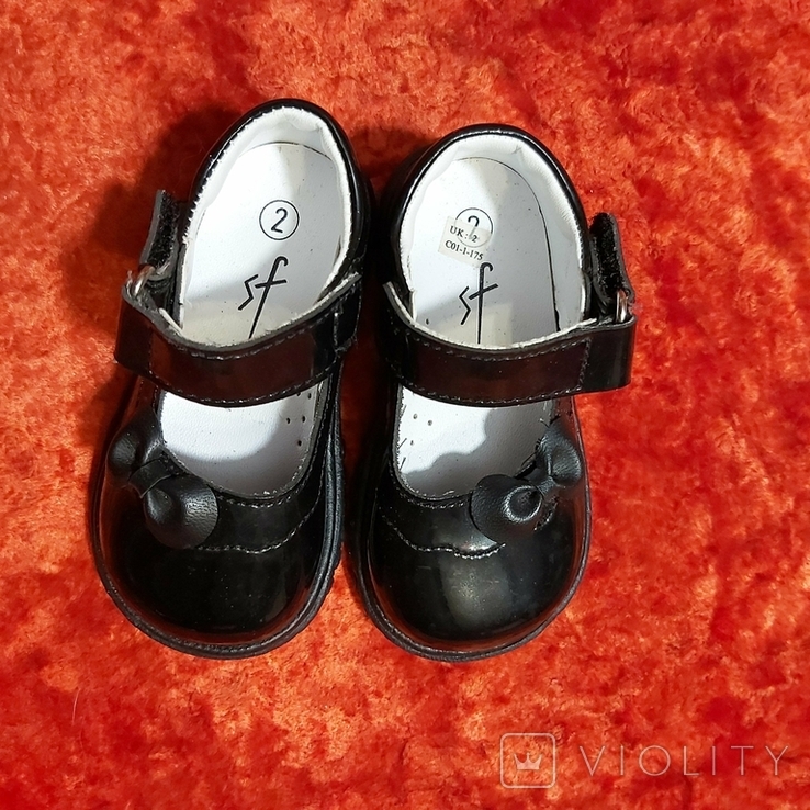 Lacquered black shoes, photo number 13