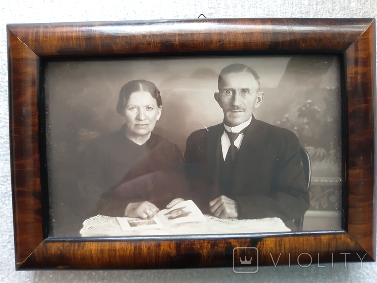 Married couple in youth and old age, photo number 3