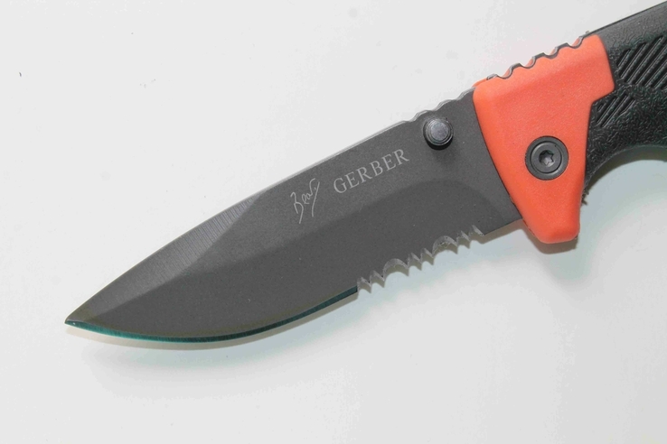 Туристический складной нож Gerber Bear Grylls Scout 18,5 см. с серрейтором, фото №5