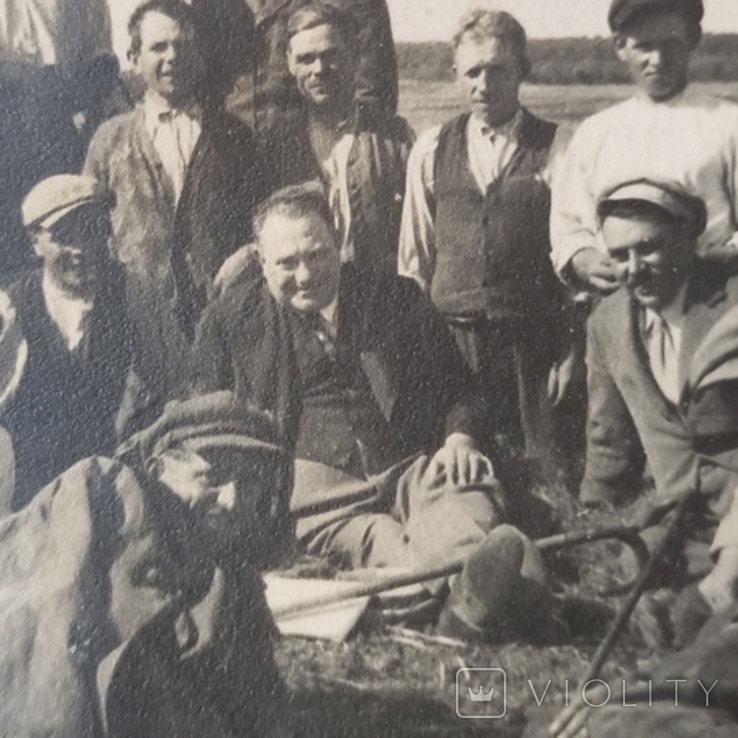 Група робітників на полі, по центру "пан Староста", 1937, Зах. Україна (Польща), фото №6