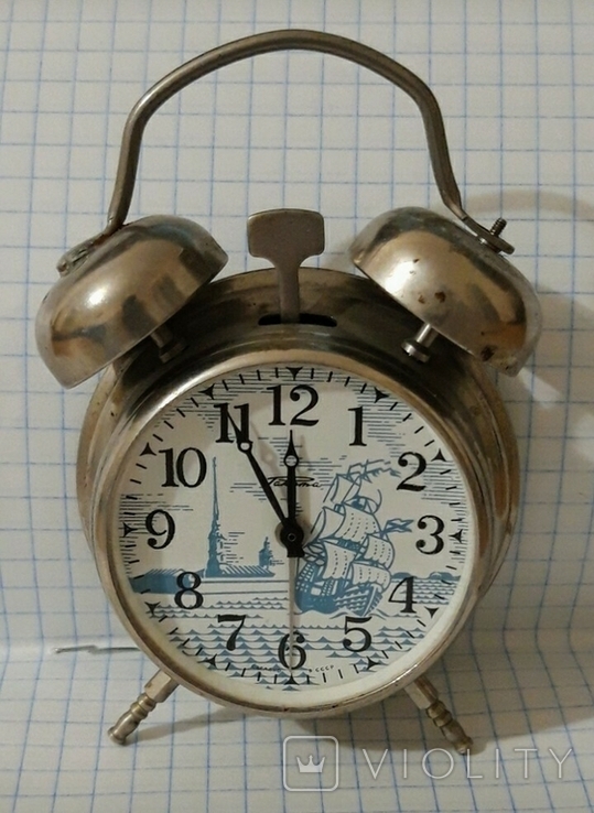 Часы будильник Ракета СССР