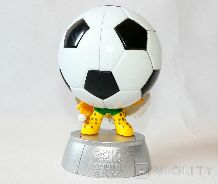 Пластиковый маскот Zakumi Fifa 2010
