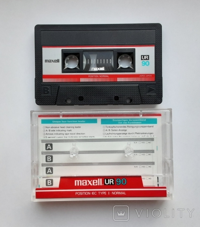 Аудиокассета Maxell UR 90 (1985 Jap)