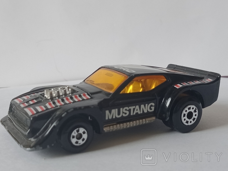 Модель Imsa Mustang, Matchbox, фото №2