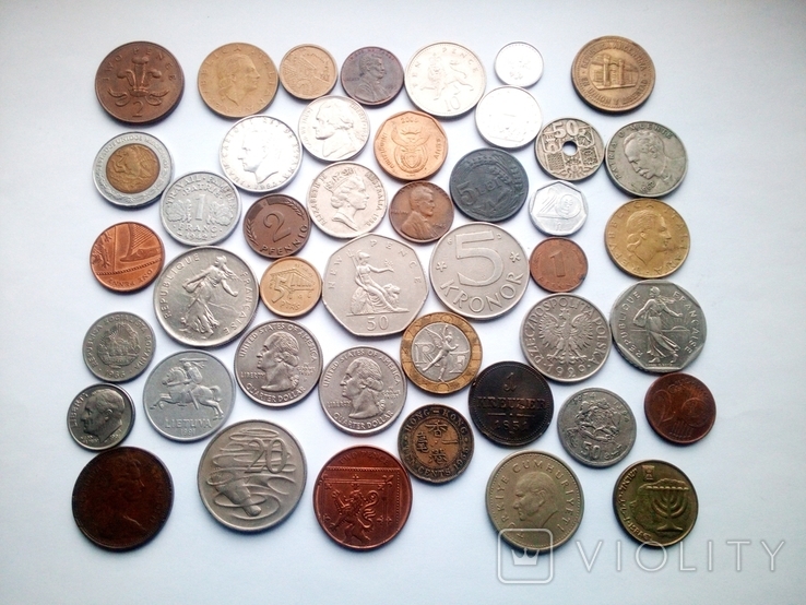 Монеты Мира - 44 шт.