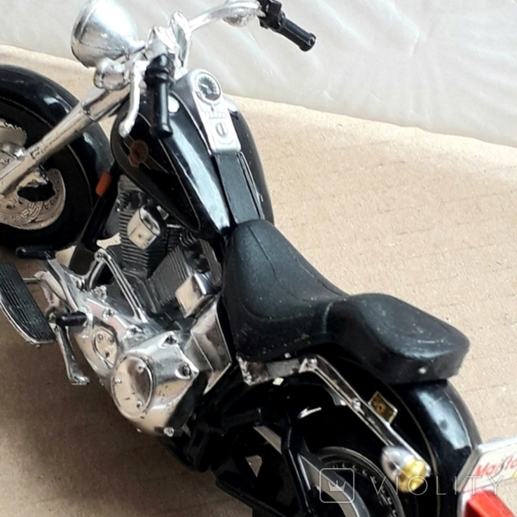 Модель мотоцикла 1:18 Maistol Harley Davidson Hydra-Glide Series 11, фото №8