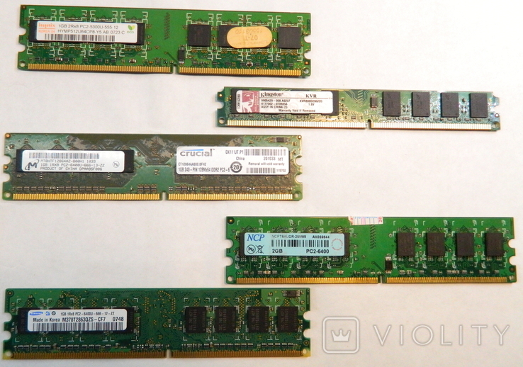 5 планок памяти DDR2 по 1 GB и 2 GB