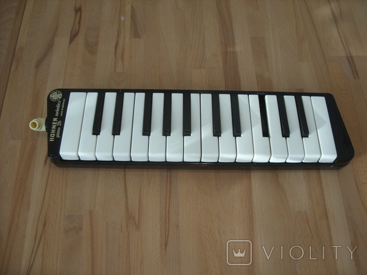 Hohner melodica piano 26