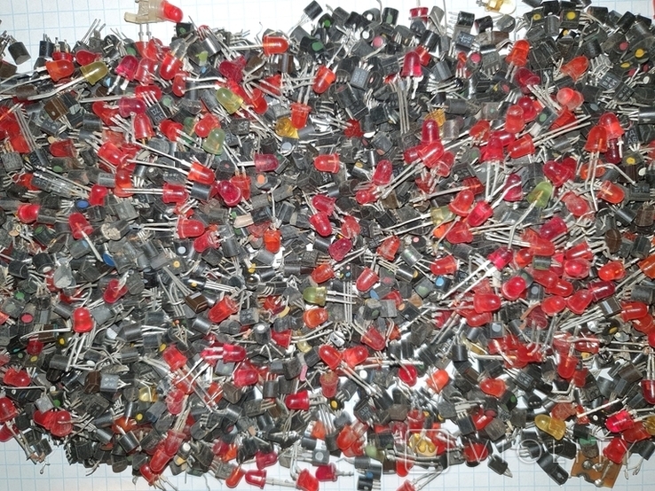 Транзисторы 814 ,940 , блошки, позолота, фото №7