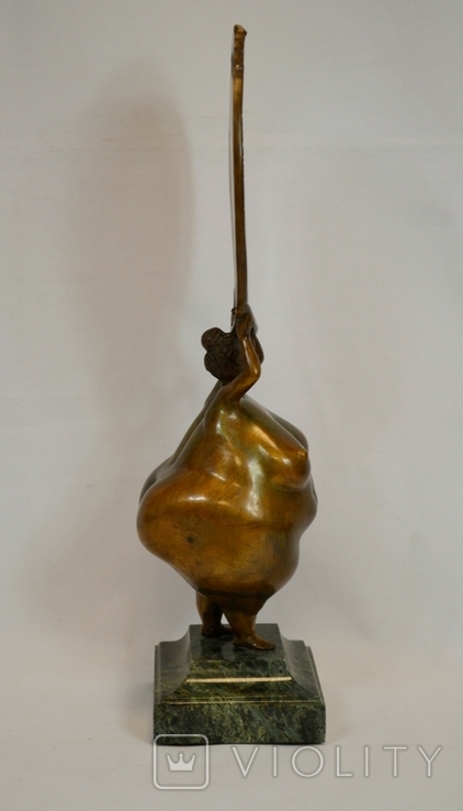 Бронзовая скульптура. Женщина с зеркалом. Скульптор Г. Чуенко. Высота 38,5 см., фото №5