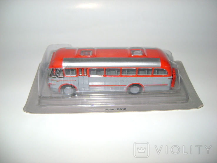 Автобус Volvo B616 Деагостини Kultovn autobusy 1/72, фото №4