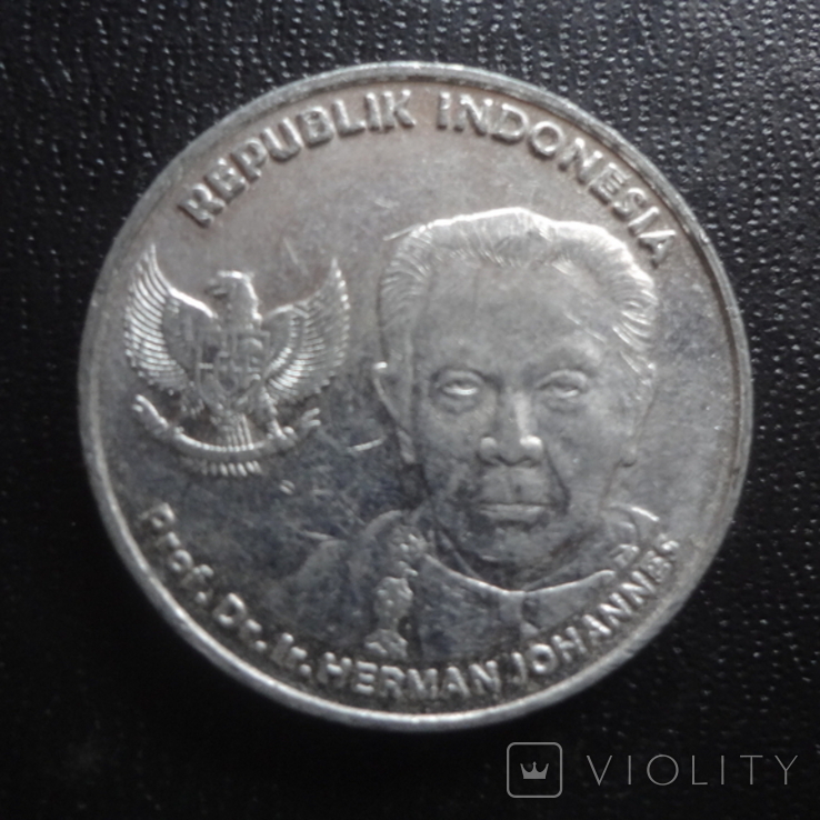 100 рупий 2016 Индонезия (П.2.23)~