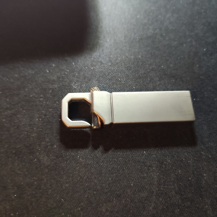 Новая флешка USB 4GB, фото №2