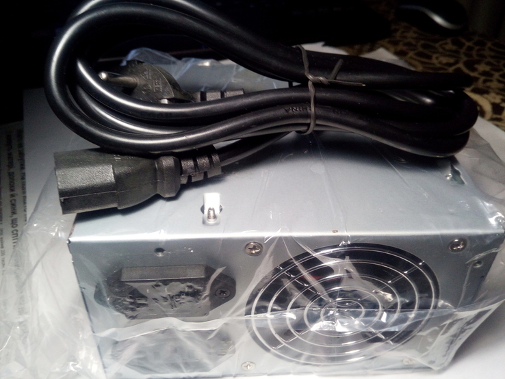 Блок питания для компьютера, Power Supply Gembird CCC-PSU1B 300W ATX CE (20+4+4pin)., numer zdjęcia 2