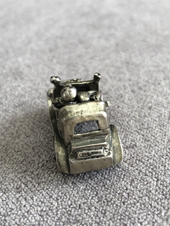 Винтажная серебряная миниатюра Влюбленная пара в кабриолете (серебро 800 пр, вес 16,5 гр), фото №7