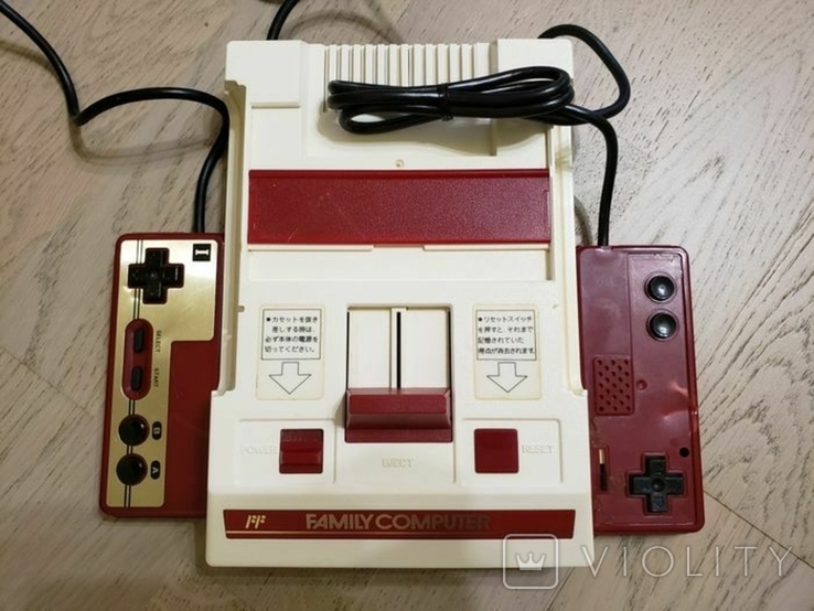 Оригінальна консоль Nintendo Famicom (NTSC, Japan), фото №5