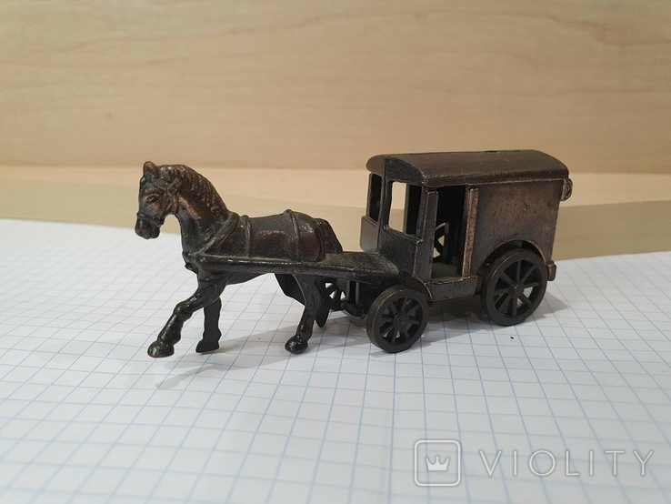 Винтажная точилка Die-cast (Milk wagon with horse) - Гонконг, фото №2