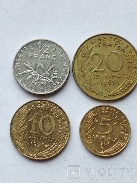 Монеты Мира 13.