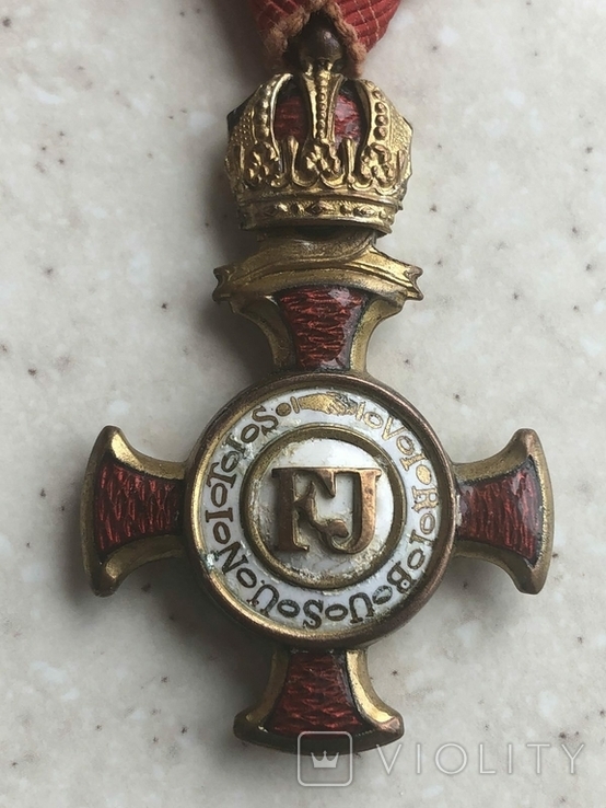 Золотий хрест заслуг з короною, фото №4
