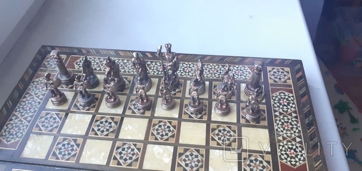 Шахматы, греко-римский набор. Перламутр, дерево, металл, фото №12