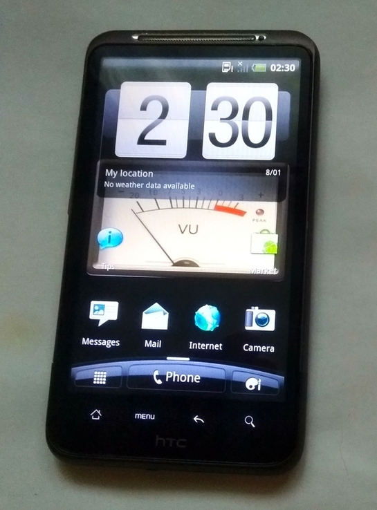 Смартфон HTC Desire HD A9191 целый, рабочий, (торг)